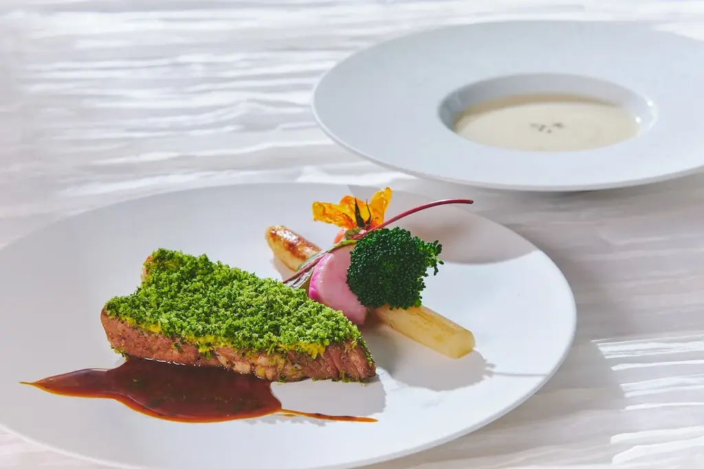 いちごと抹茶の甘美なマリアージュに心躍る！新緑の季節を楽しむスイーツコレクション『初夏のいちごと抹茶アフタヌーンティー』全国4都市で期間限定販売 画像 13