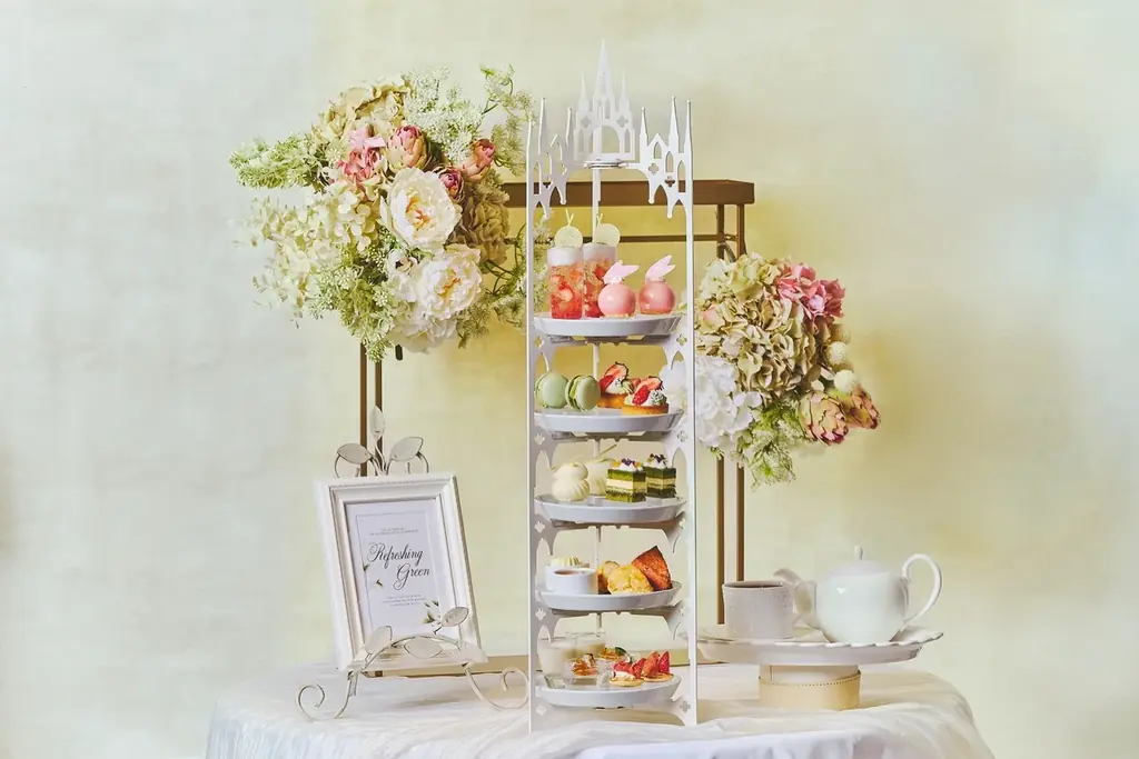 いちごと抹茶の甘美なマリアージュに心躍る！新緑の季節を楽しむスイーツコレクション『初夏のいちごと抹茶アフタヌーンティー』全国4都市で期間限定販売 画像 4