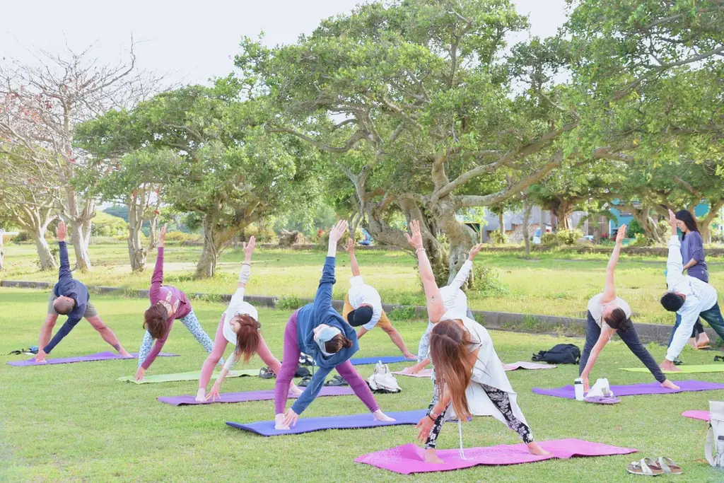 【suwaru × BEB5軽井沢 by 星野リゾート】俳優・高橋メアリージュン氏と新緑の森へ没入。森林浴ヨガと“空飛ぶムササビ”に癒やされる「ウェルネスリトリート」を初開催 画像 3