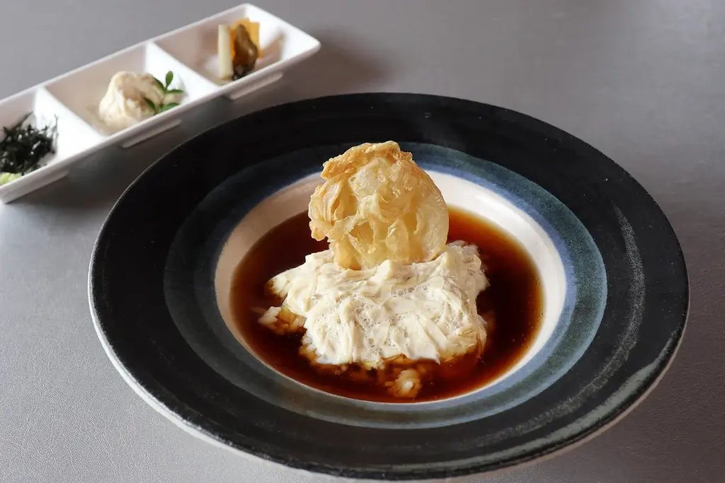 里山に囲まれた埼玉の奥地で味わう罪悪感ゼロのアフタヌーンティー。体に優しい「ゆばと豆腐のスイーツ」を「ちょうど良い」ボリュームで提供。ゆばカフェ紫水庵で4月からスタート。 画像 11