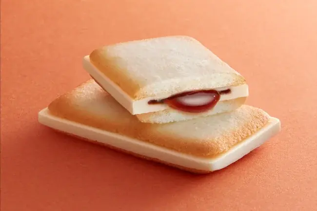 【JR東京駅に期間限定出店！】「東京ショコラファクトリー」と「東京カンパネラ」がJR東京駅に登場！甘酸っぱい苺×チョコレートの最新作「バウムスティック」や季節限定商品を販売いたします。 画像 3