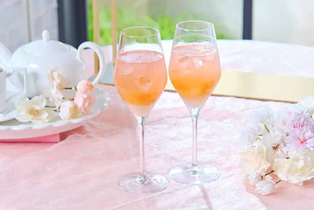 【名古屋】10周年を祝う「シャンドン ロゼ」のウェルカムドリンクとともに、名古屋で一番贅沢な“春”をシェアしよう！一夜限りのフォトジェニック空間『STRINGS Spring ROSÉ Night』 画像 9