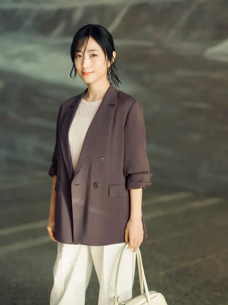 俳優・MEGUMIさんが魅せる「退屈じゃないベーシック」。「グリーンレーベルの結論。」シリーズ 画像 7