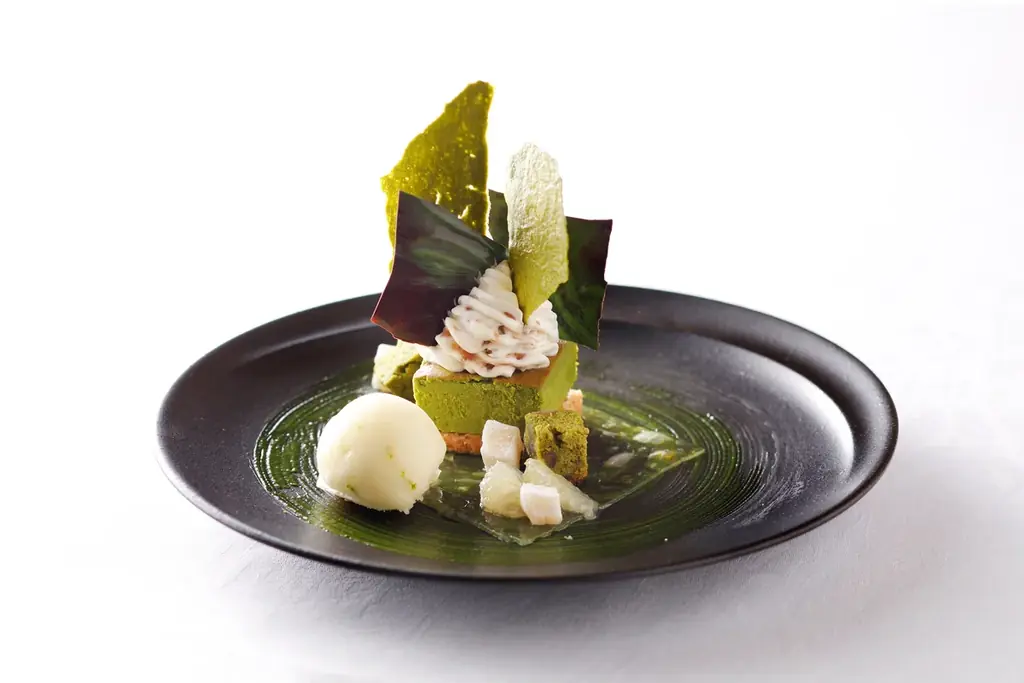 「資生堂パーラー 銀座本店サロン・ド・カフェ」春の訪れを華やかに彩る、4月限定パフェなどを展開 画像 5