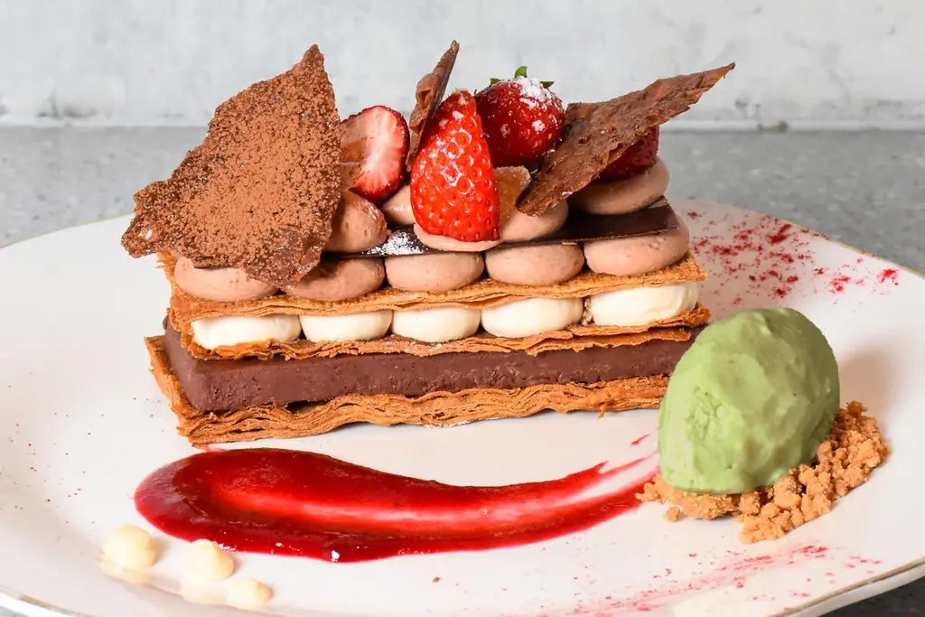 苺とカカオの春ミルフィーユ