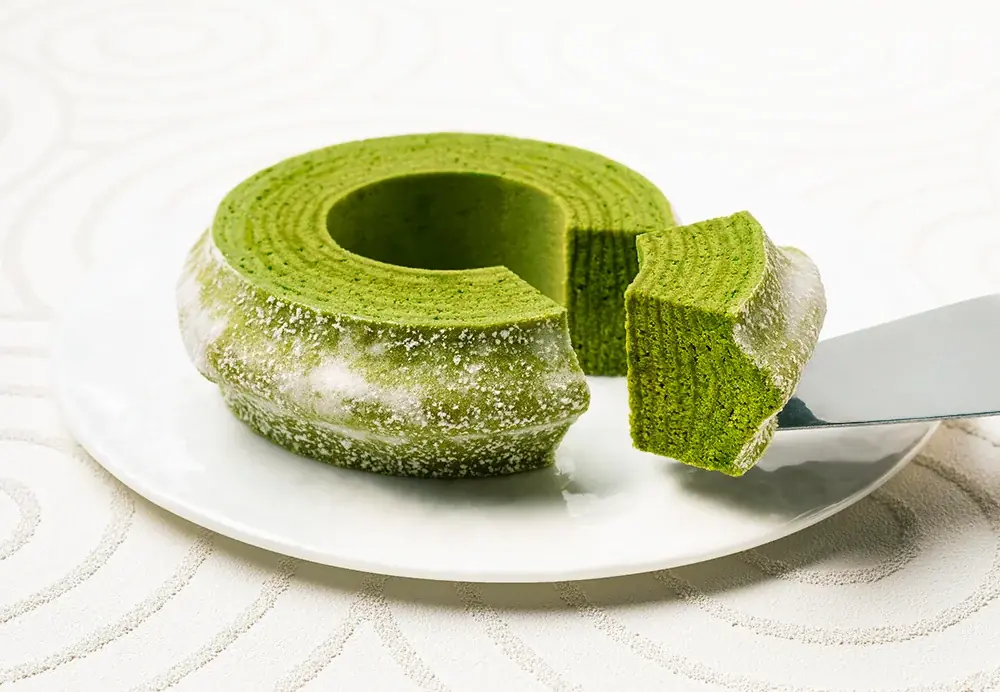 【春限定】「ねんりん家」“お抹茶”バームクーヘンがホールタイプになって新登場！母の日に贈る特別デザインの掛け紙も 画像 1