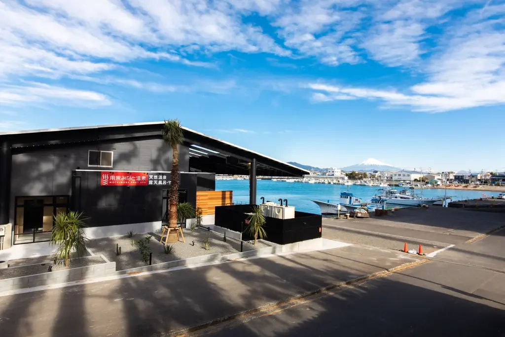 静岡市「用宗漁港」で3月21日(土)から、しらす漁が解禁／初日の水揚げ量は約2,000kg！とれたての「生しらす丼」や用宗漁港限定「しらすソフト」などお土産にもぴったりなしらすグルメも発売 画像 19