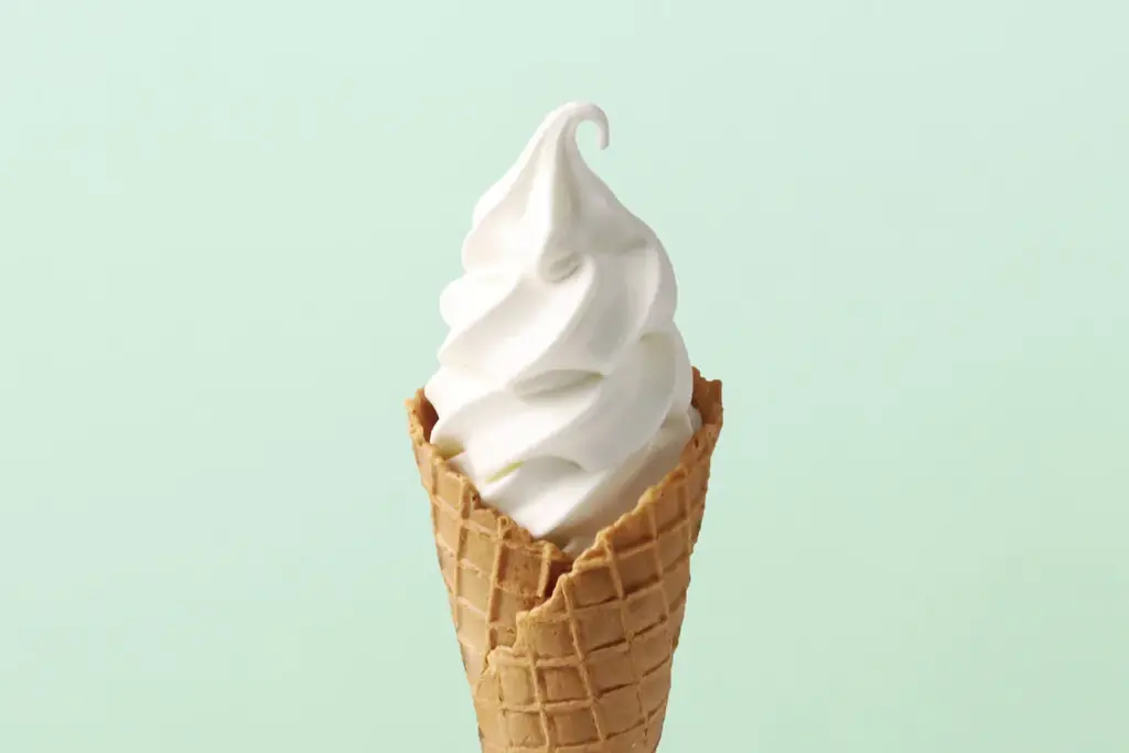 【あさぎり牛乳】池袋東武「第17回IKEBUKUROパン祭・スコーン＆ドーナツパラダイス」に初出店出来たてを楽しめるソフトクリームの実演販売を実施 画像 3