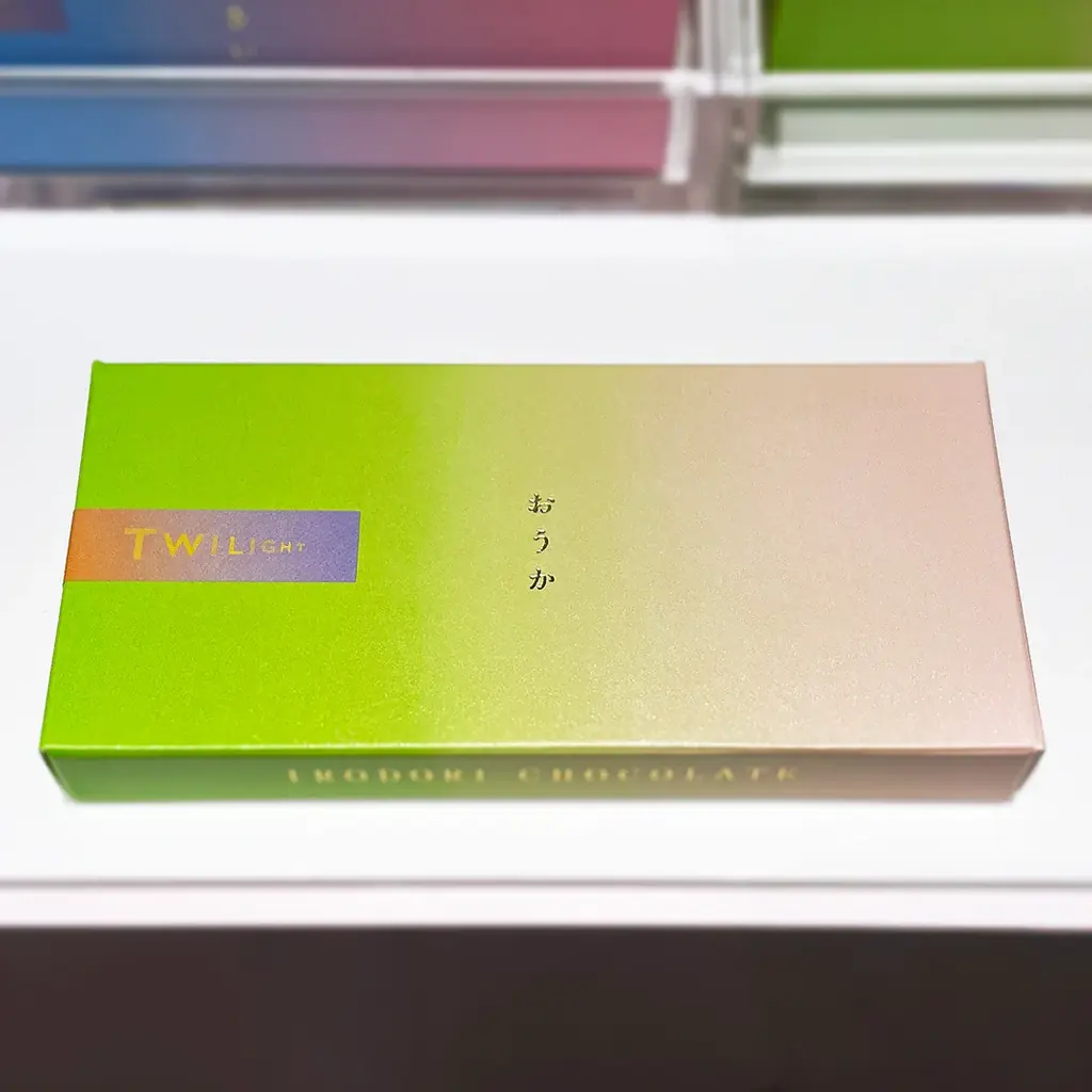 三菱一号館美術館『トワイライト、新版画ー小林清親から川瀬巴水まで』にて、LITTLE MOTHERHOUSE がオリジナルパッケージのチョコレートを展開しています 画像 3