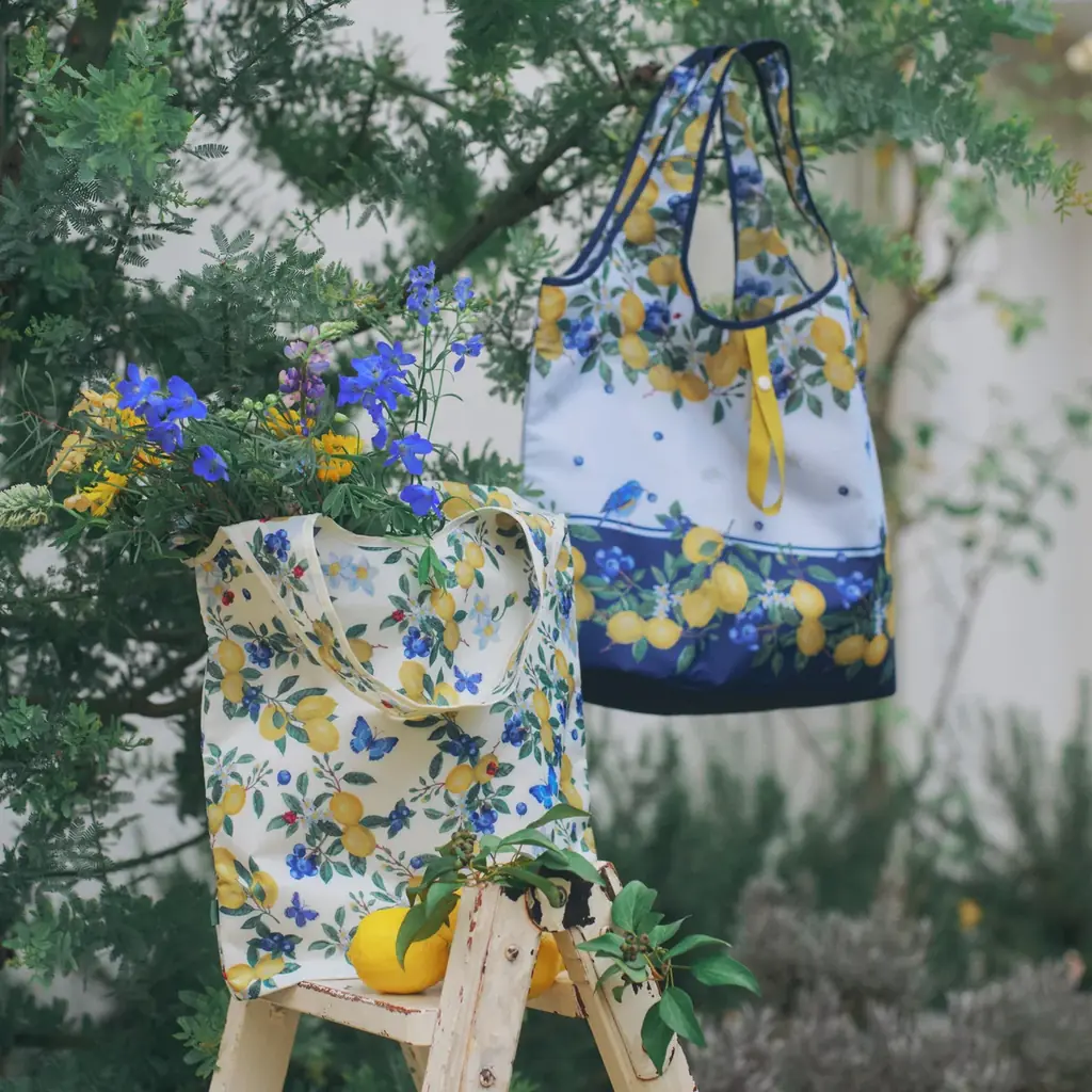 パリを拠点に活躍するアーティスト「ナタリー・レテ」とコラボレーション！レモンやブルーベリー、鳥や蝶が彩る夏を爽やかに楽しむティータイムコレクションが登場 画像 9