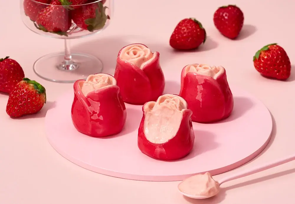 春限定！バラが花咲く苺の半生食感チーズケーキ『チーズローズ・あまおう苺』が新登場【TOKYOチューリップローズ】 画像 1