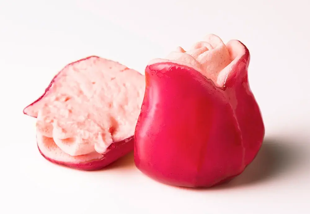 春限定！バラが花咲く苺の半生食感チーズケーキ『チーズローズ・あまおう苺』が新登場【TOKYOチューリップローズ】 画像 3