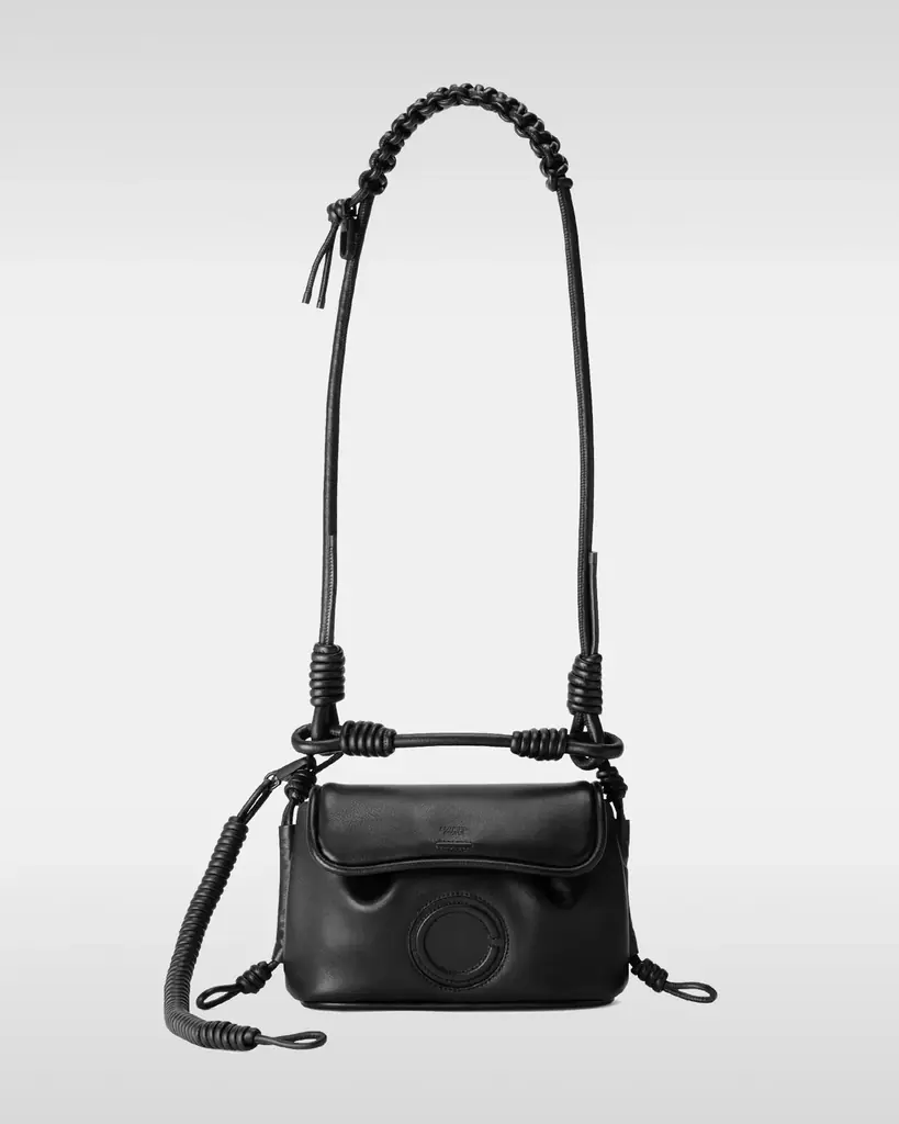 【objcts.io】beautiful peopleとのコラボレーションコレクションを発表。黒電話やヘッドフォンをモチーフにしたバッグ・iPhoneアクセサリー計3型を展開。 画像 10