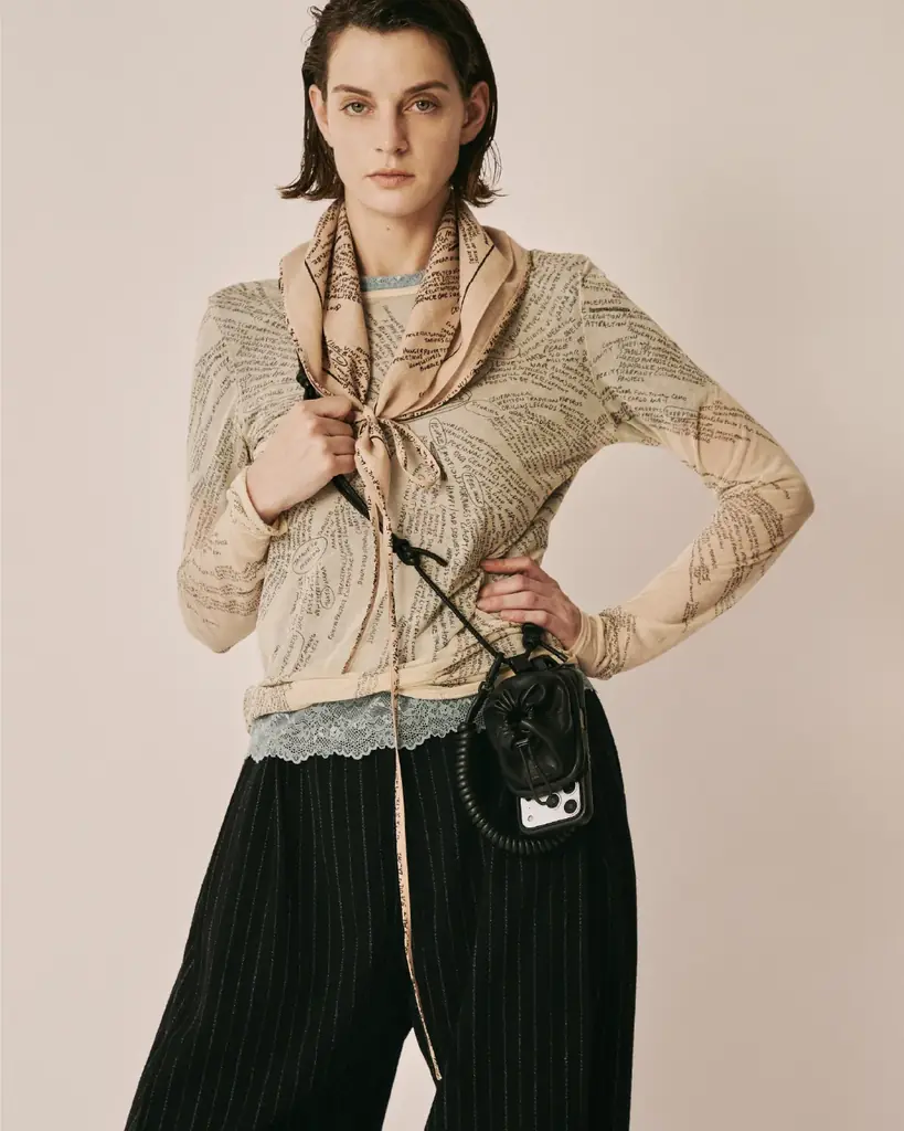 【objcts.io】beautiful peopleとのコラボレーションコレクションを発表。黒電話やヘッドフォンをモチーフにしたバッグ・iPhoneアクセサリー計3型を展開。 画像 20