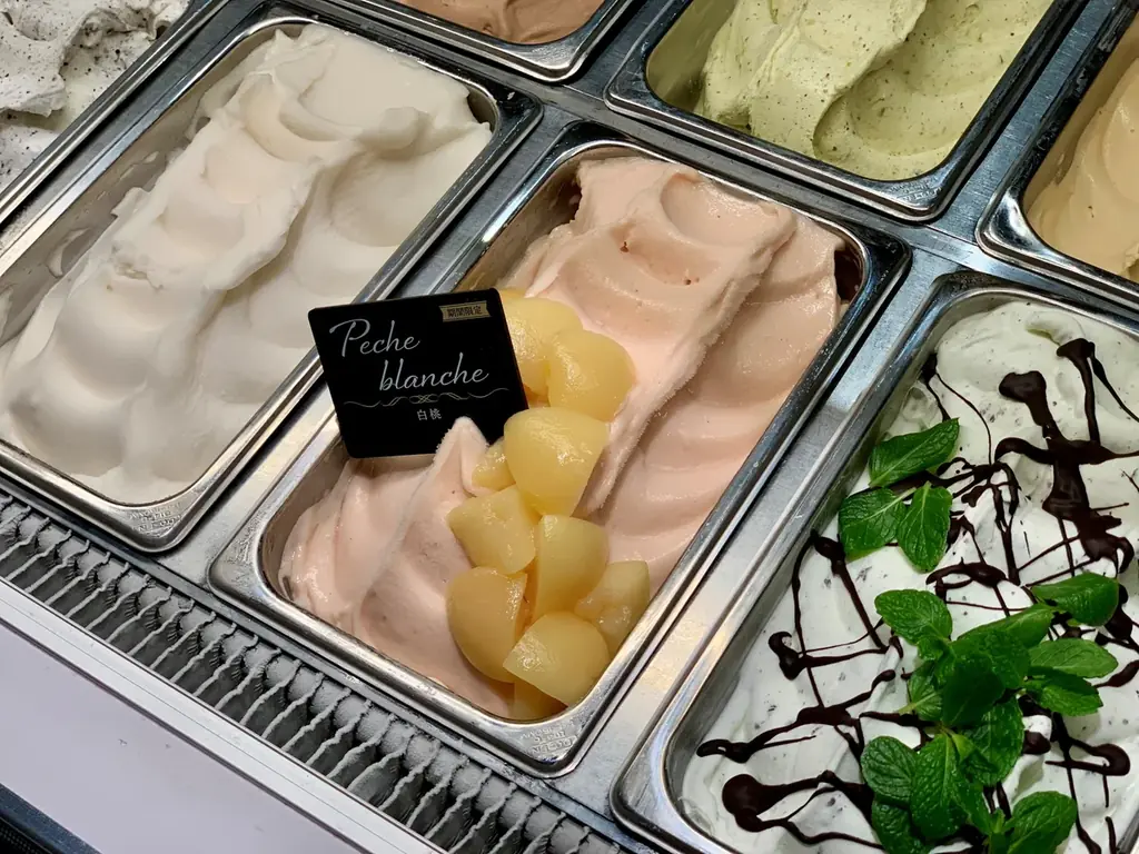 【4·5月限定】18種類の出来立てジェラートが食べられる焼肉店【プレミアムカルビ】 画像 5