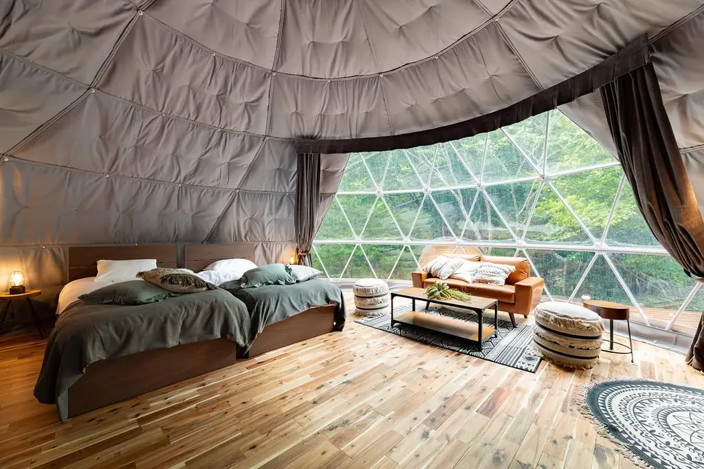 【先着20組限定7,000円引クーポン配布】全棟サウナ付グランピング施設シタラヴィレッジが「春の旅行支援」4プランを発表！U30割・子連れ無料・グループ1万円引など、奥三河の春を遊び尽くすグランピング 画像 14