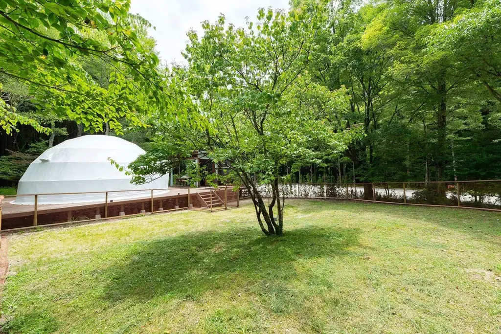 【先着20組限定7,000円引クーポン配布】全棟サウナ付グランピング施設シタラヴィレッジが「春の旅行支援」4プランを発表！U30割・子連れ無料・グループ1万円引など、奥三河の春を遊び尽くすグランピング 画像 18