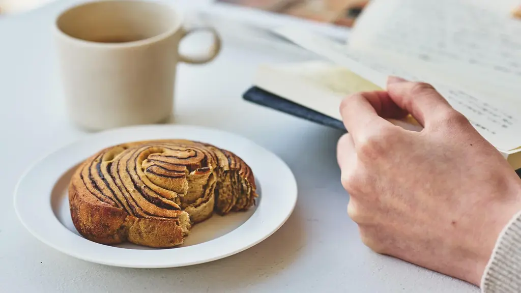 「BASE BREAD チョコレート」リニューアル ～チョコレート1.7倍※1 最後の一口まで続く、ベルギーチョコの豊かな余韻。〜 画像 14