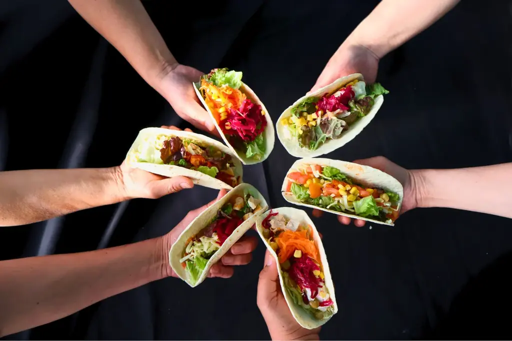 【横浜高島屋】4 月15 日（水）に屋上ビアガーデン＜ビアガーデンマイアミ＞がオープン！100 種類以上の飲み放題・食べ放題メニューに加え、「MY タコス」 が作れるコーナーも登場！ 画像 5