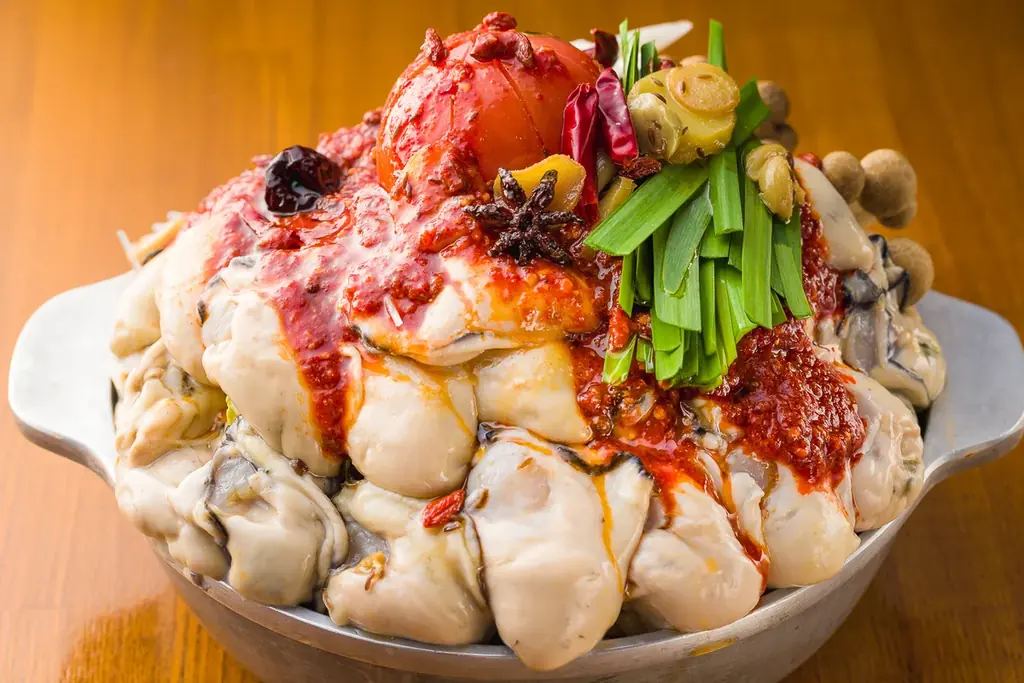 4月限定！牡蠣麻辣湯(マーラータン)鍋が登場！大粒牡蠣とトマトまるごと使用したインパクト抜群の新名物【かき家こだはる　新橋店】 画像 3