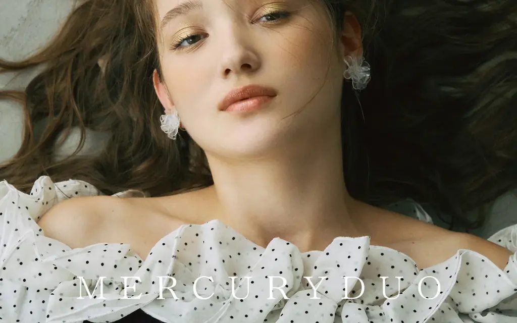 「Ungrid(アングリッド)」「MERCURYDUO(マーキュリーデュオ)」と「AMPHI(アンフィ)」のコラボレーションアイテムを4月24日(金)に発売 画像 9