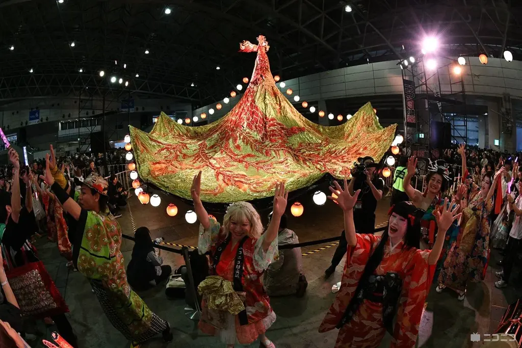 ラスボス満開 桜の化身「花咲かばあさん」となった小林幸子が新巨大衣装で4/25幕張メッセに降臨 画像 5