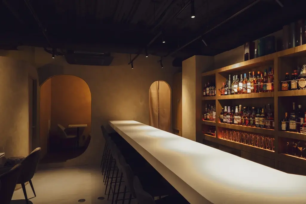 【クラファン限定】ウイスキーの第一人者が贈る貴重なプライベートボトル１本＋咲グラス１脚の「お得な特別セット」をクラウドファンディングにて公開【3月31日まで！】 画像 4