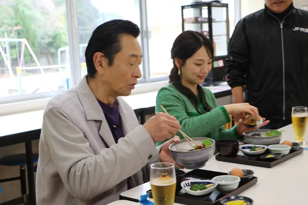 三田村邦彦が行く春の和歌山！日本のエーゲ海に感動、港町グルメに舌鼓…最後はダジャレが止まらない!? 画像 4