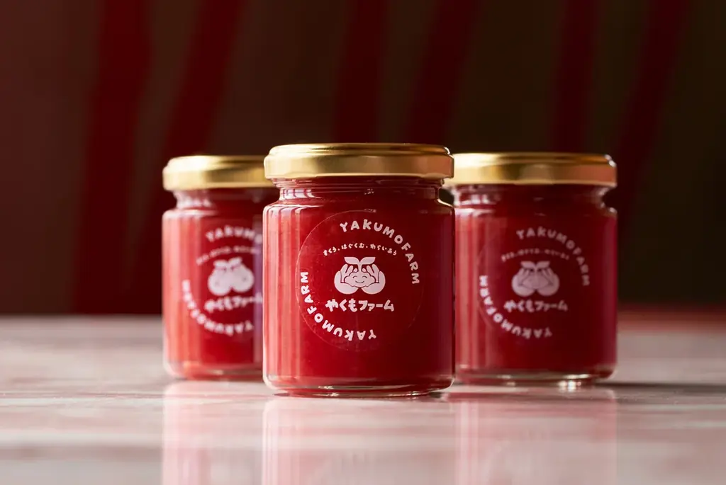 神戸ポートタワーで春の“完熟”いちごを堪能　神戸市北区の農地再生プロジェクト「やくもファーム」のいちごを使用した“いちごフェア”をPORT TERRACEで開催 画像 4