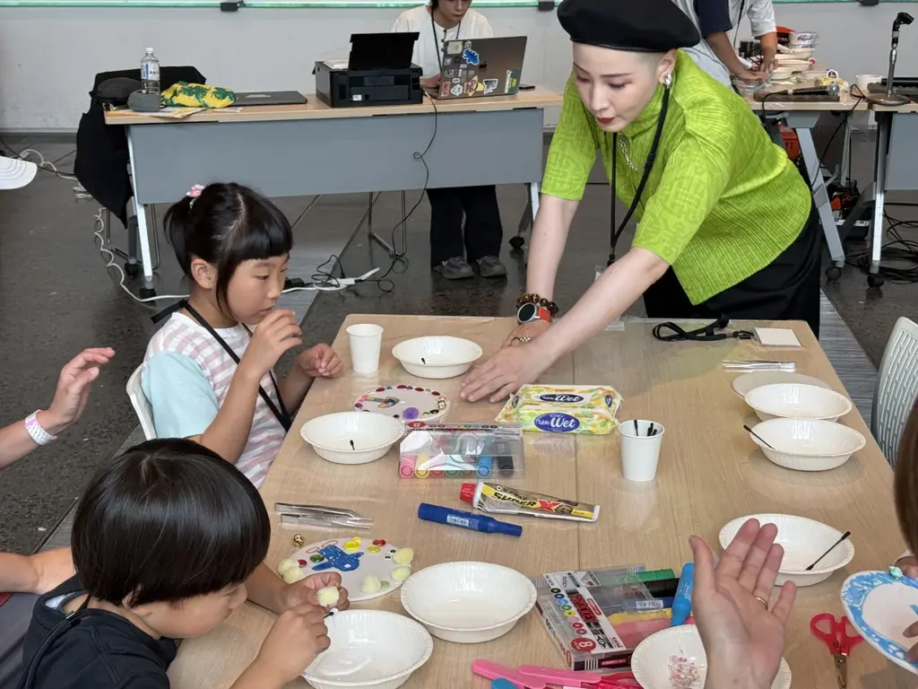 アニメーター／イラストレーター米山舞の新作含む3作品をグランフロント大阪に展示 画像 18