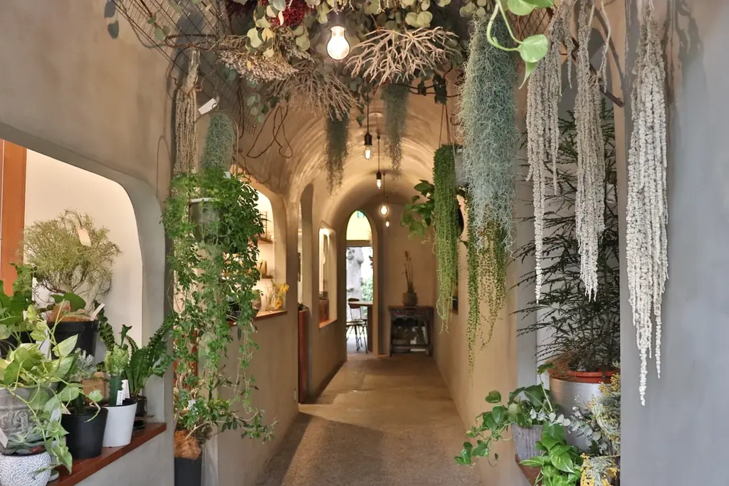 「花×カフェ×フレンチトースト」花とともに味わう“ふわとろ”フレンチトースト 画像 2