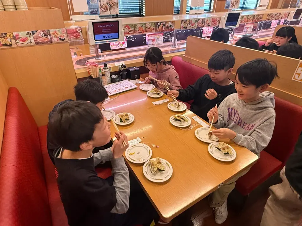 【イベントレポート】スシロー×「東北の海を学び次世代まで守り続けるプロジェクト」。商品案を考えてくれた小学生とのコラボ商品試食会を開催！ 画像 17