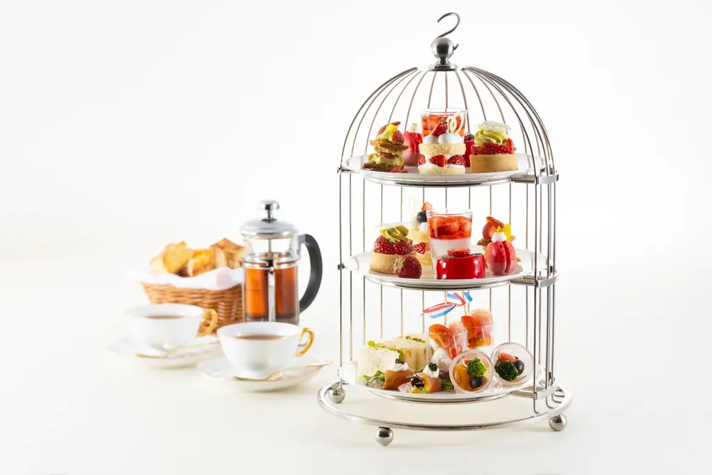 4月1日開始｜札幌グランドホテル 苺×ピスタチオフェア