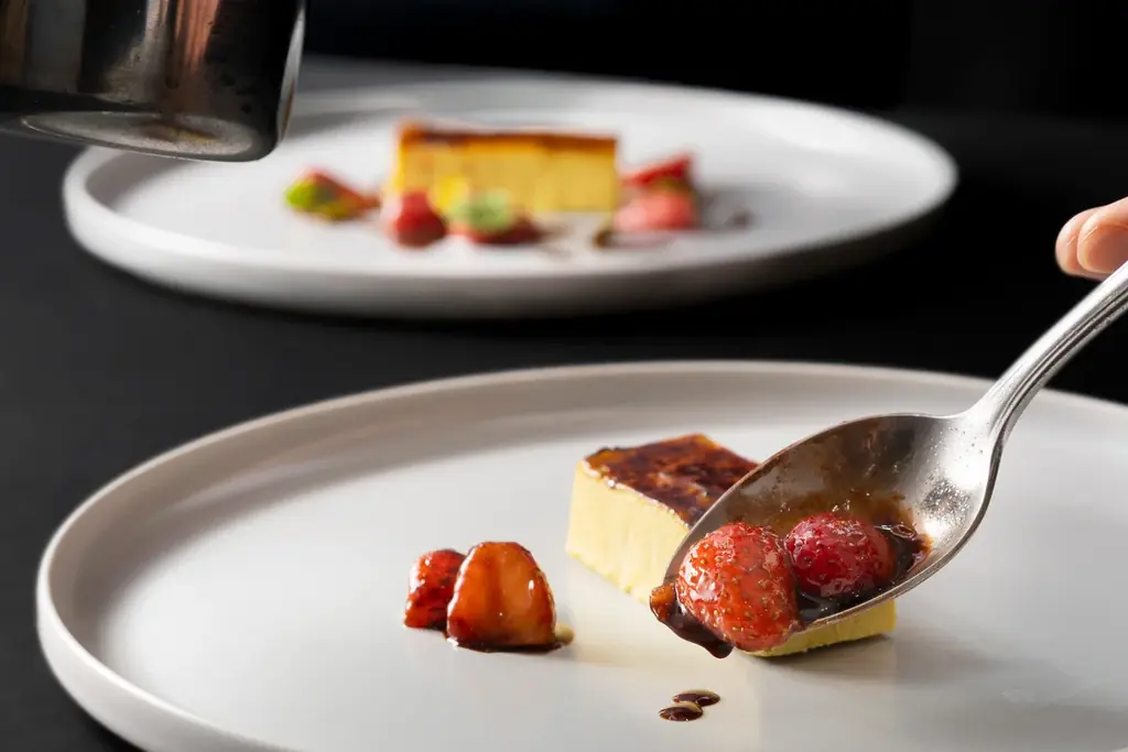 【札幌グランドホテル】苺＆ピスタチオスイーツ フェア　開催期間：2026年4月1日（水）～4月30日（木） 画像 4