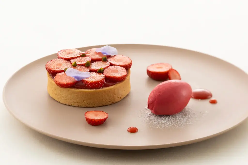 【札幌グランドホテル】苺＆ピスタチオスイーツ フェア　開催期間：2026年4月1日（水）～4月30日（木） 画像 5