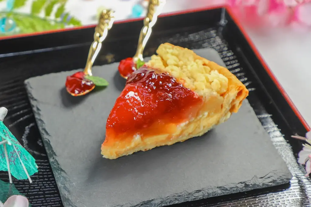 アップルパイ専門店「グラニースミス」、信州の老舗・飯島商店「みすゞ飴」との初コラボメニューを、2026年4月1日（水）より販売！ 画像 6