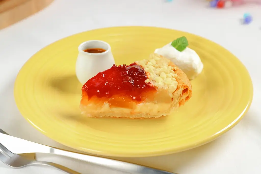 アップルパイ専門店「グラニースミス」、信州の老舗・飯島商店「みすゞ飴」との初コラボメニューを、2026年4月1日（水）より販売！ 画像 7