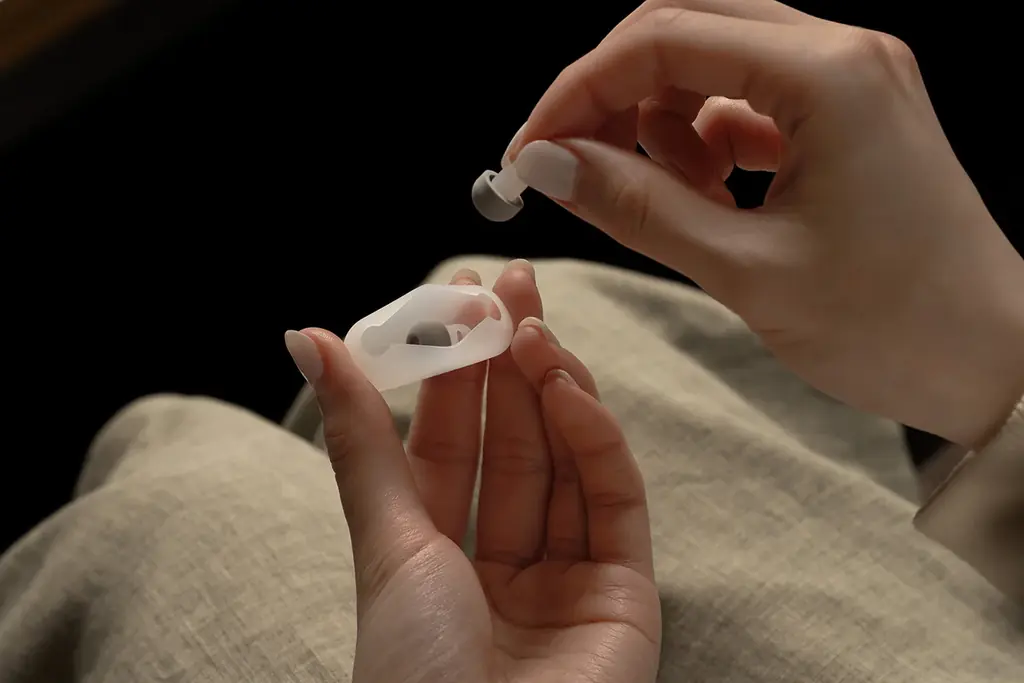 入っていることさえ、忘れてしまう。音を知り尽くしたfinalが生んだ「気持ちいい」に特化した極小耳栓『YOKONE 横寝』 GREEN FUNDINGにてクラウドファンディングスタート！ 画像 9