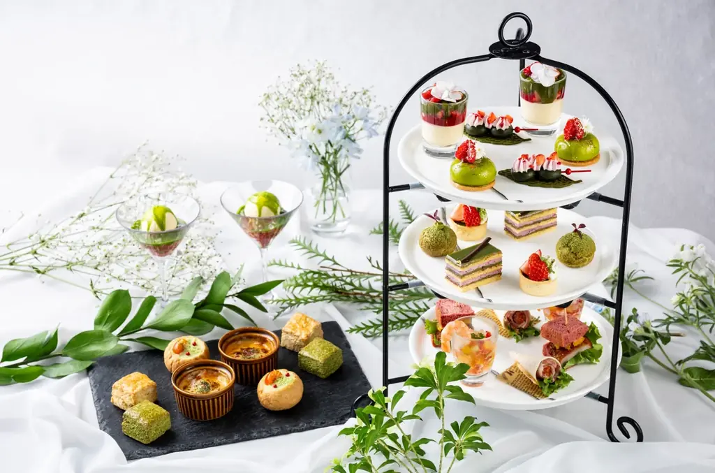 抹茶とベリーのアフタヌーン