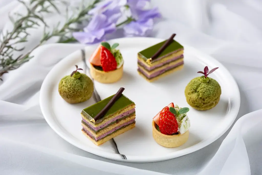 【グランドプリンスホテル新高輪】京都の老舗茶舗『福寿園』の抹茶と甘酸っぱいベリーが織りなす「抹茶とベリーのアフタヌーンティー」を初夏に開催 画像 6