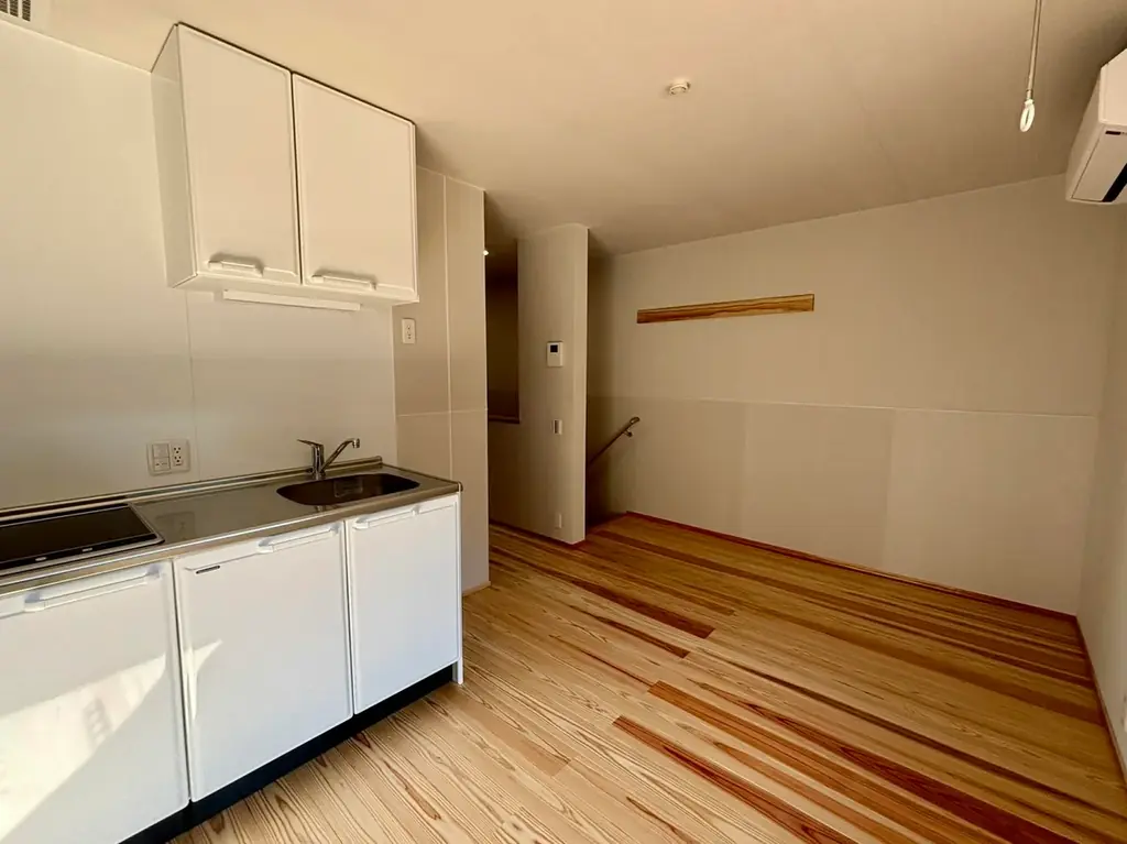 島根県海士町に「ボックスユニット工法」を用いた二階建および平屋の単身者向け居住施設（計15戸）が完成 画像 2