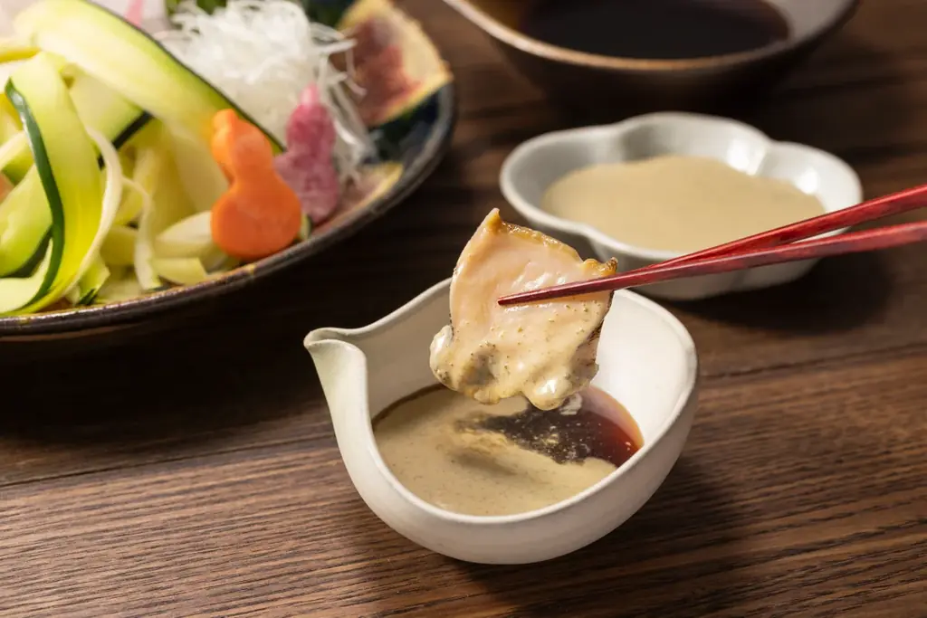 ウニ漁獲減少を背景に、天然利尻あわびの新たな食べ方を提案「天然利尻あわびしゃぶしゃぶ 利尻昆布仕立て 特製肝ソース付き」を利尻富士町のふるさと納税返礼品として3月29日（日）より受付開始 画像 6