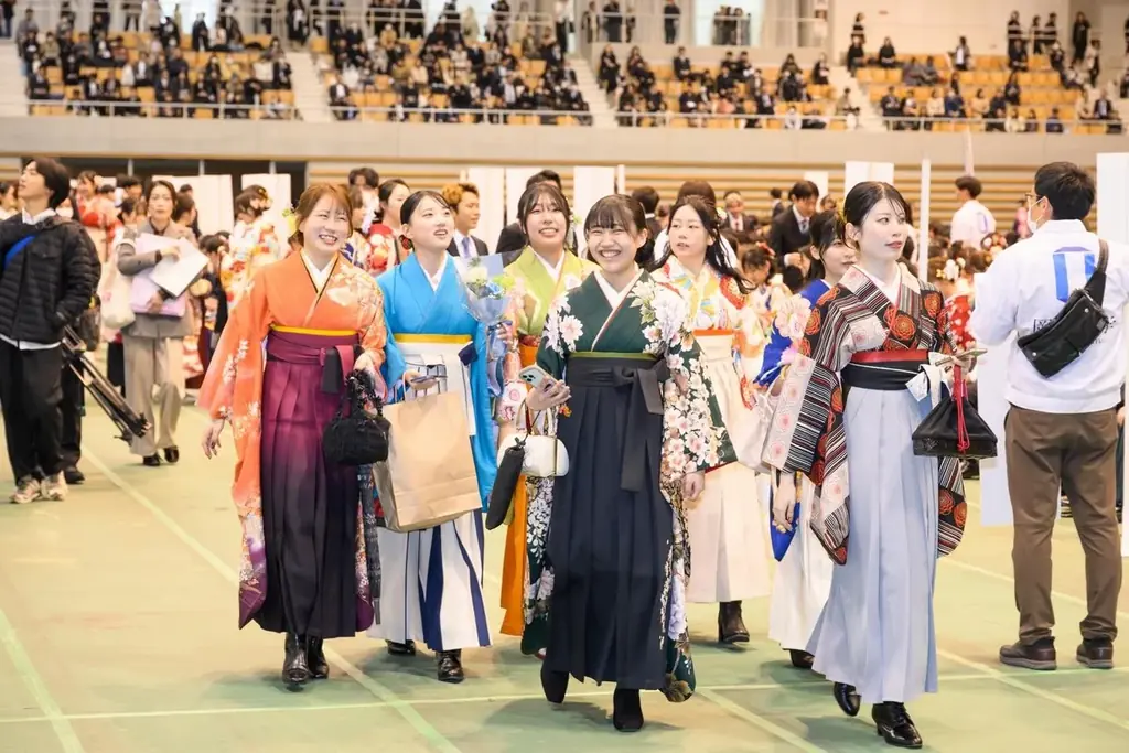 【岡山大学】令和7年度岡山大学学位記等授与式を挙行しました 画像 7