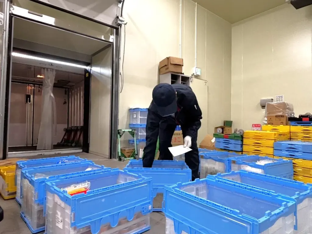 物流ハブ・さいたま市で「採用の自給自足」モデル始動。拠点分離による物流強化と配送トラックのメディア化で、埋もれた『食のインフラ』を可視化 画像 6