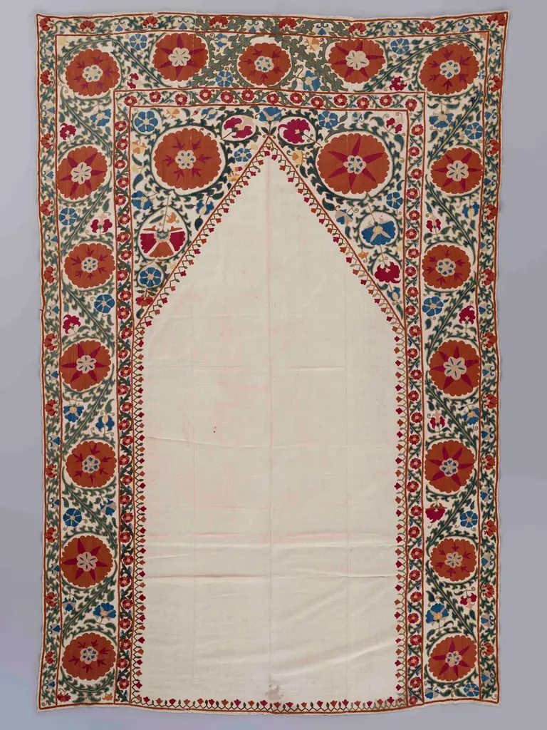 中央アジアの手仕事　―華麗なる刺繍とジュエリー広島県立美術館コレクションより―　　2026年4月11日（土）～ 6月14日（日）開催 画像 4