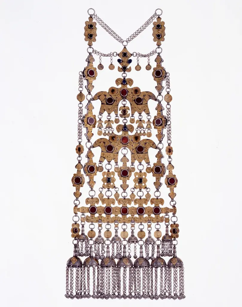 中央アジアの手仕事　―華麗なる刺繍とジュエリー広島県立美術館コレクションより―　　2026年4月11日（土）～ 6月14日（日）開催 画像 9