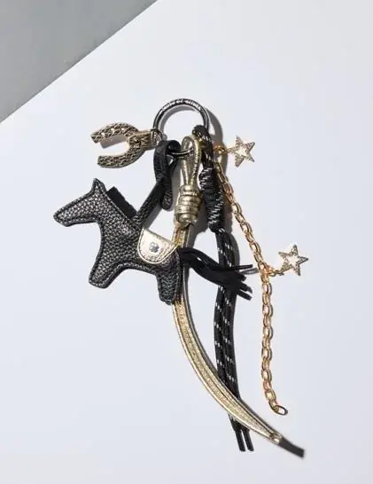 新年度に“運を味方につける馬モチーフ“の新作登場！～大ヒット開運チャーム第2弾と開運スマホケースを発売～ 画像 3