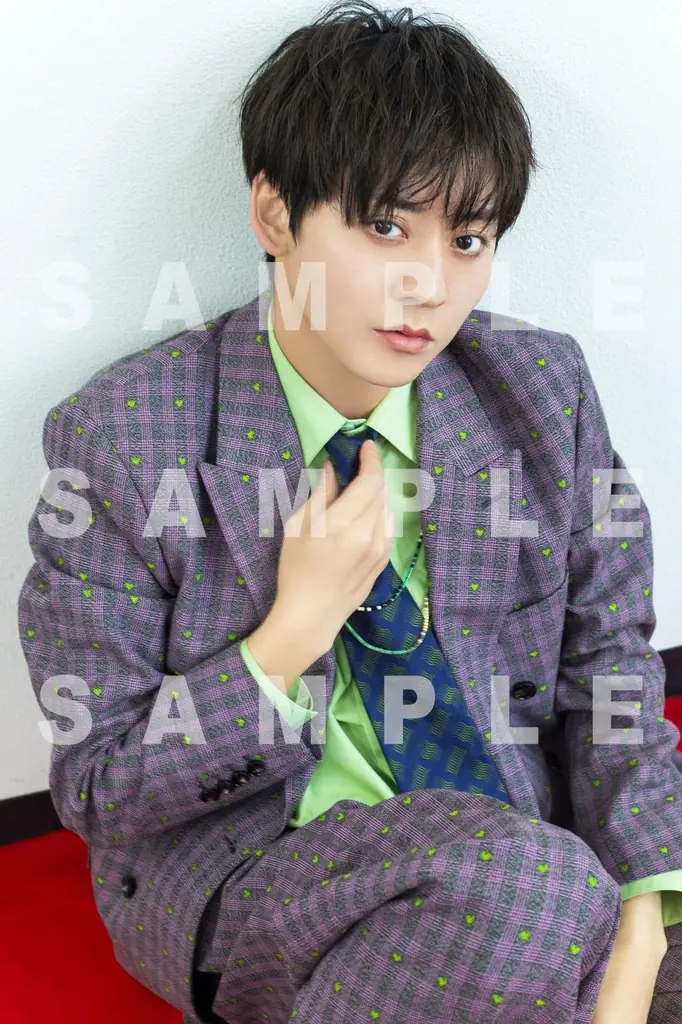 『ACTORS☆LEAGUE in Games』プロデューサー・高野洸が表紙を飾る「TVガイドStage Stars vol.32」発売！ 裏表紙にはミュージカル「忍たま乱太郎」六年生キャストが登場 画像 14