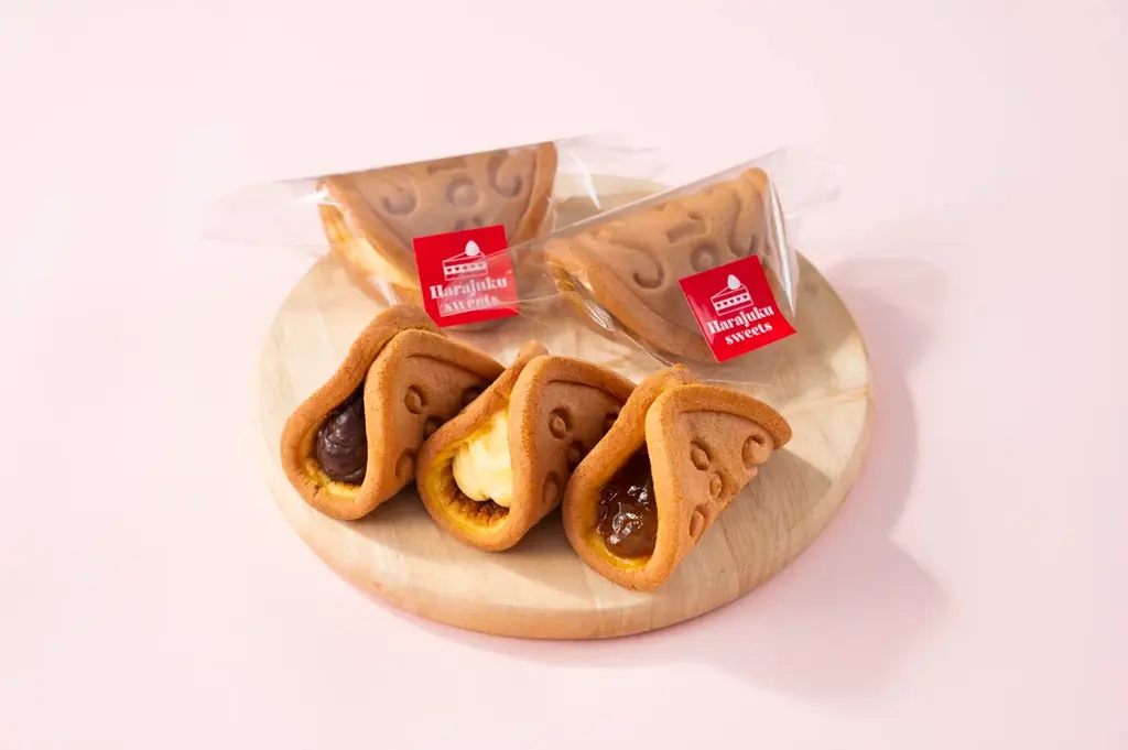 原宿の新定番、ワンハンドで楽しめる「ワッフル」が4月1日より登場～カスタードやあんずなど3種に加え、苺のカップワッフルも同時発売～ 画像 2