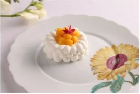 【ザ・リッツ・カールトン東京】世界最⾼峰のパティシエ、ニナ・メタイエ⽒によるパティスリー「ニナ ザ・リッツ・カールトン東京」が2026年4⽉1⽇誕⽣ 画像 9